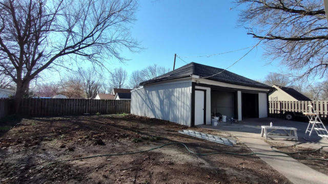 705 S 2ND ST, CLINTON, MO 64735, photo 4 of 37